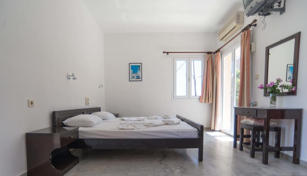 Belvedere Agia Marina  Екстер'єр фото