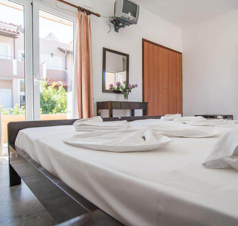 Belvedere Agia Marina  Екстер'єр фото